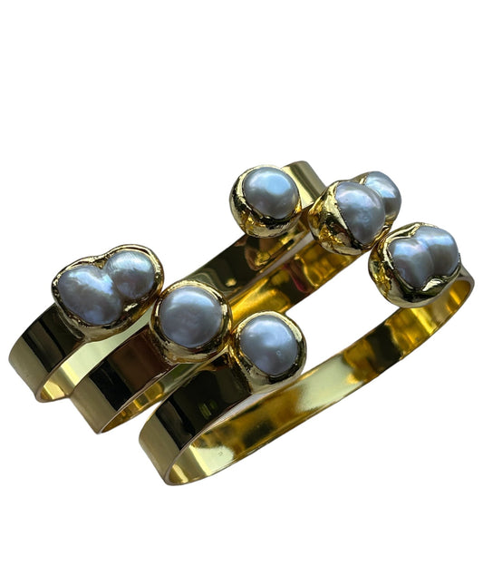 Victoria Pearl Bangle